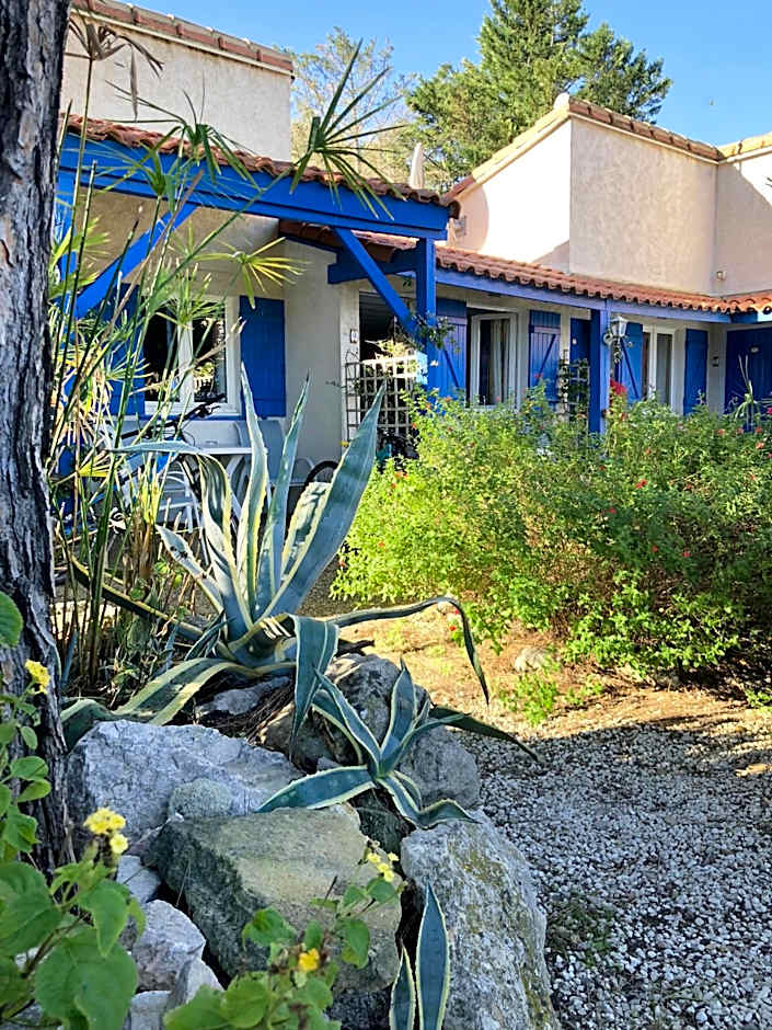 Hotel Des 4 Vents "Esprit Camargue" Parking Privé securisé