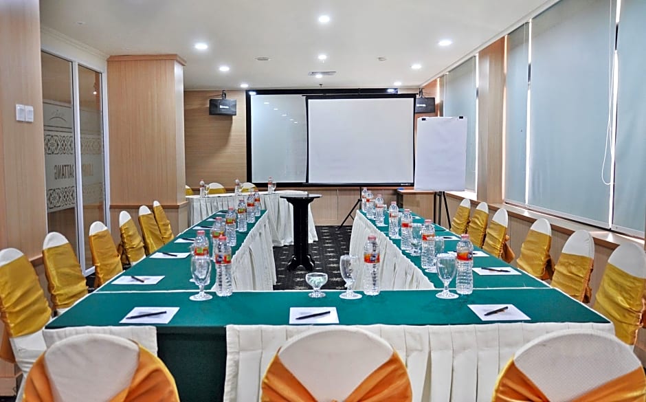 Horison Ultima Makassar