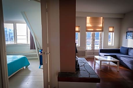 One-Bedroom Apartment (4 Adults)