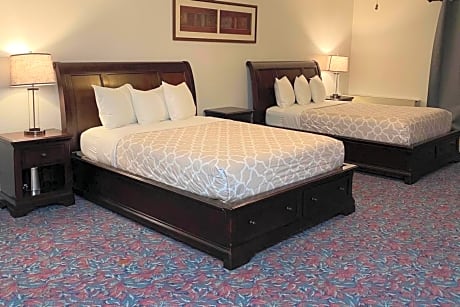 Queen Room with Two Queen Beds and Private Bathroom