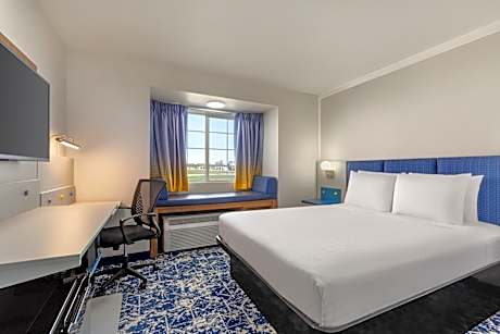 1 Queen Bed, Non-Smoking