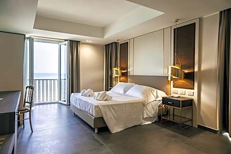 Junior Suite with Sea View