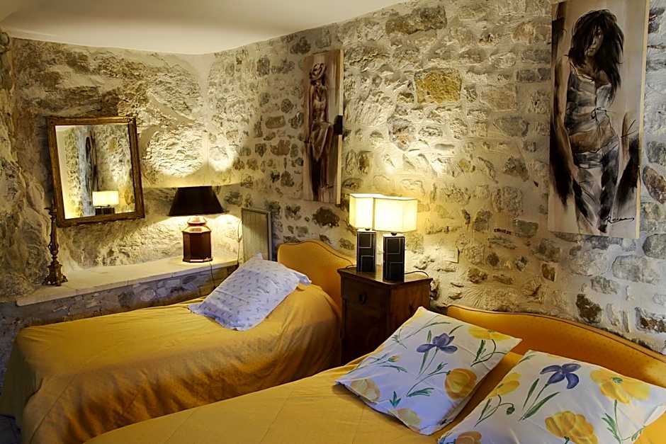 Le Castelas