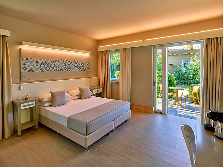 Photo 1 of 8 of 1 Double Bed or 2 Beds