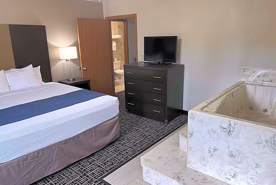 Days Inn by Wyndham Grove