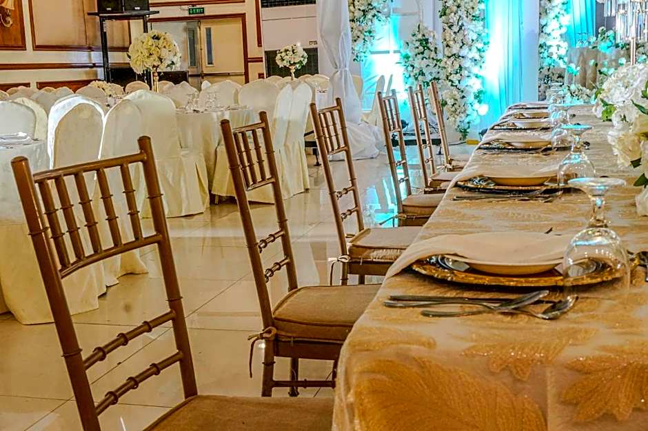 Villa Caceres Hotel