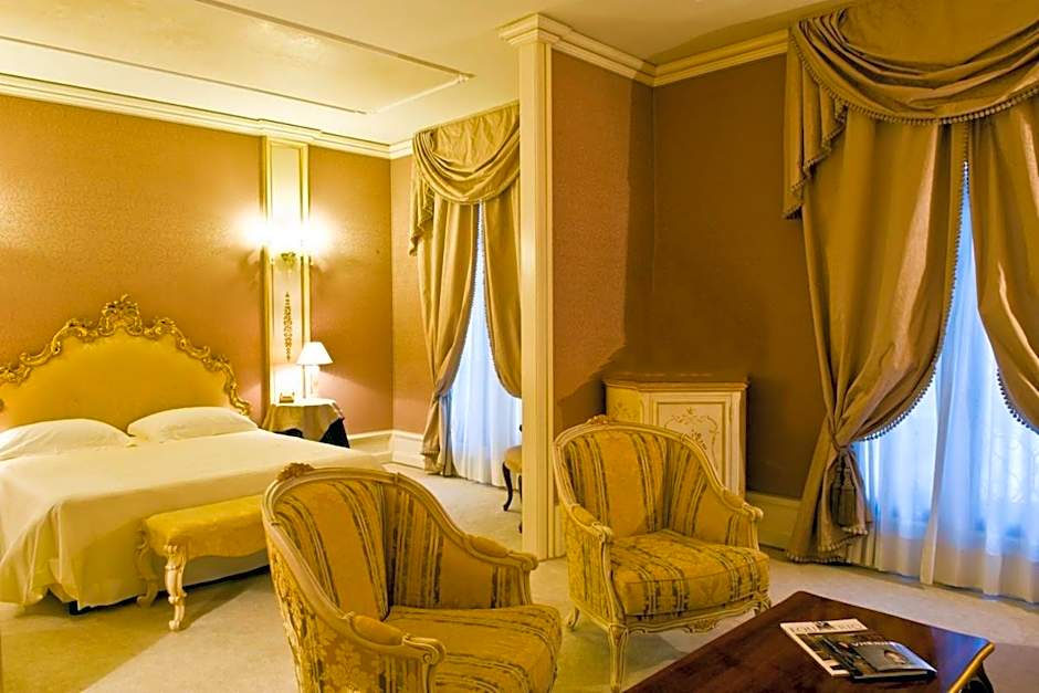 Ca' Sagredo Hotel