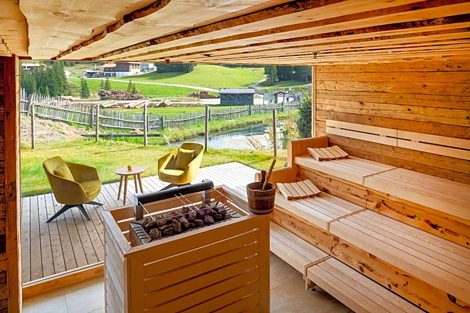 Saltria - your Alpine experience