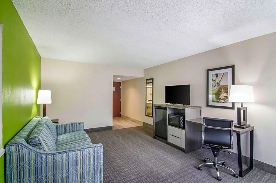 Quality Inn near University of Mobile