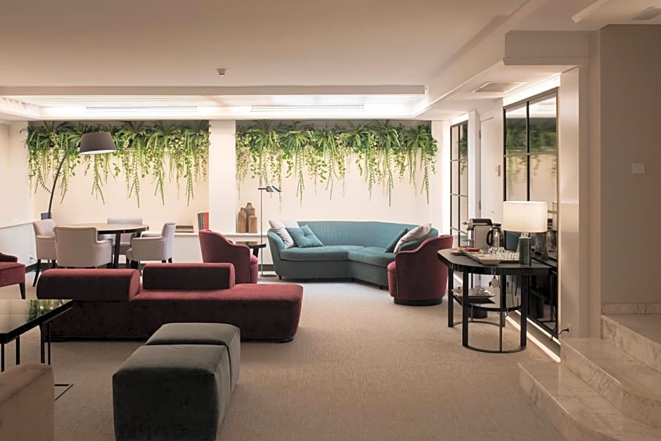 Acacia Suite