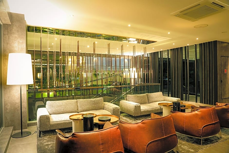 One Residence Hotel & Apartment