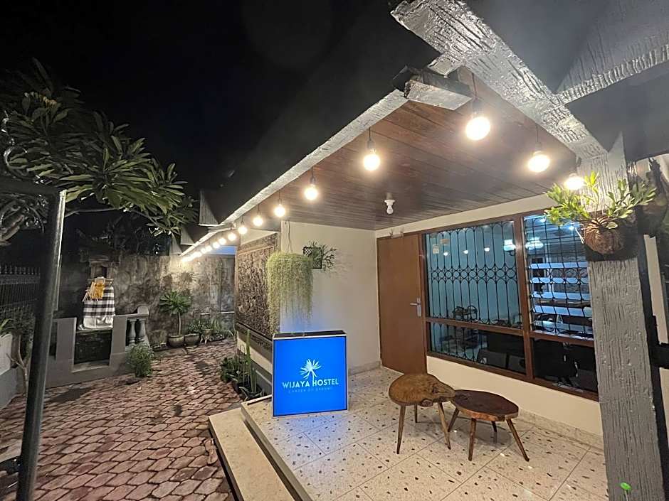 Wijaya Hostel – Denpasar, BALI
