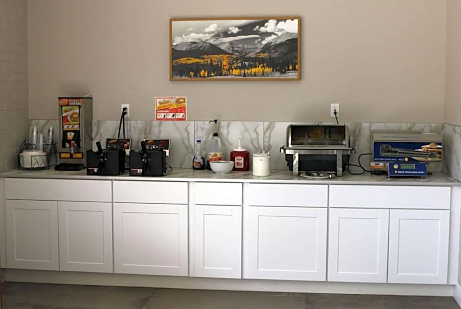 Ramada by Wyndham Richfield UT