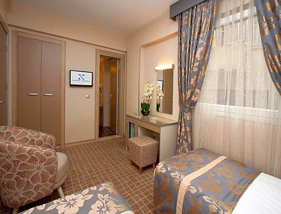 Nanda Hotel