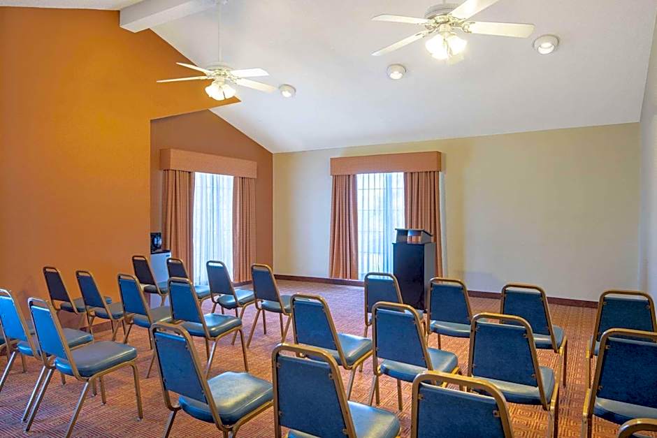 Budget Inn & Suite Atlanta Marietta Stadium