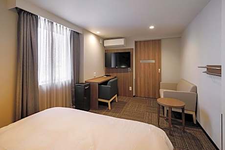 Deluxe Queen Room - Non-Smoking