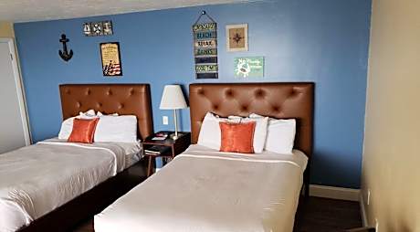 Double Room with Two Double Beds - Street View