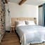 April1550 Boutique Hotel