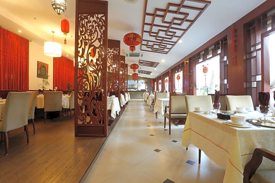 Ramada Plaza by Wyndham Karachi Airport Hotel