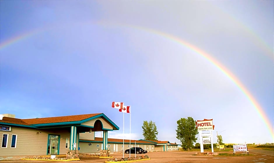 Agassiz Hotel and Restaurant - Under New Management