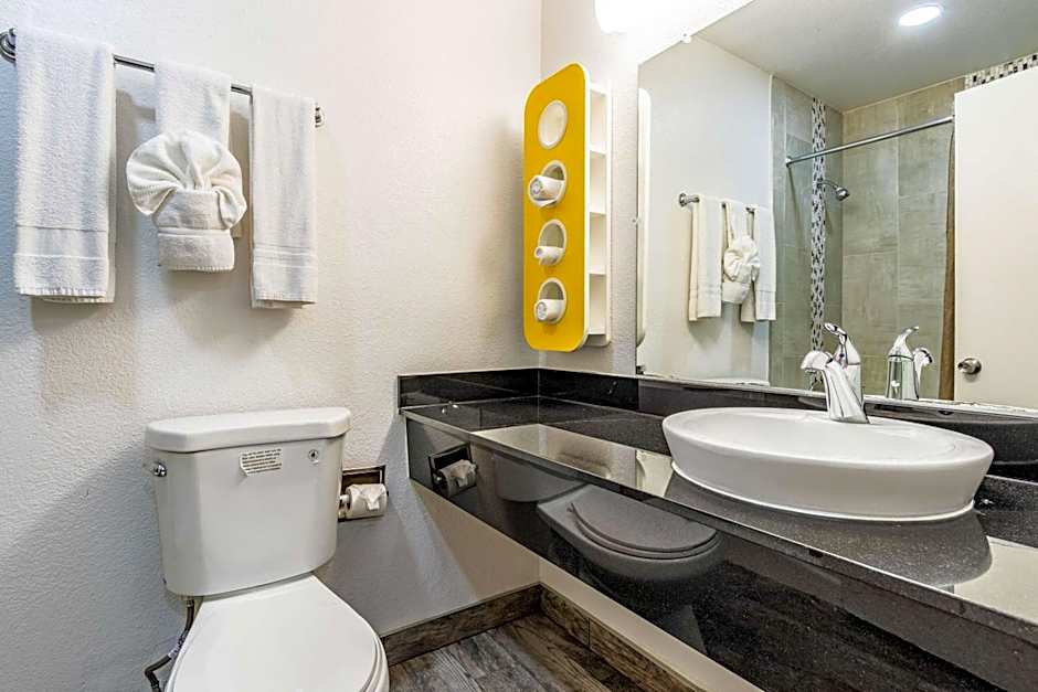 Motel 6-Fountain Valley, CA - Huntington Beach Area