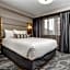 Coast Tsawwassen Inn