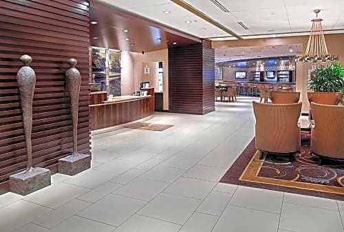 Sheraton Westport Plaza
