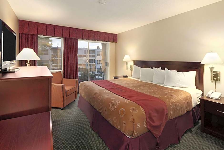 Travelodge by Wyndham Nanaimo