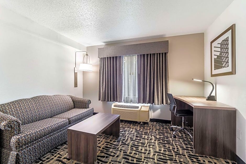 Quality Inn & Suites Augusta I-20