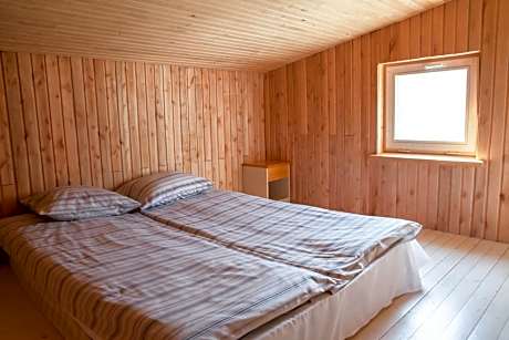 Three-Bedroom Holiday Home with Sauna