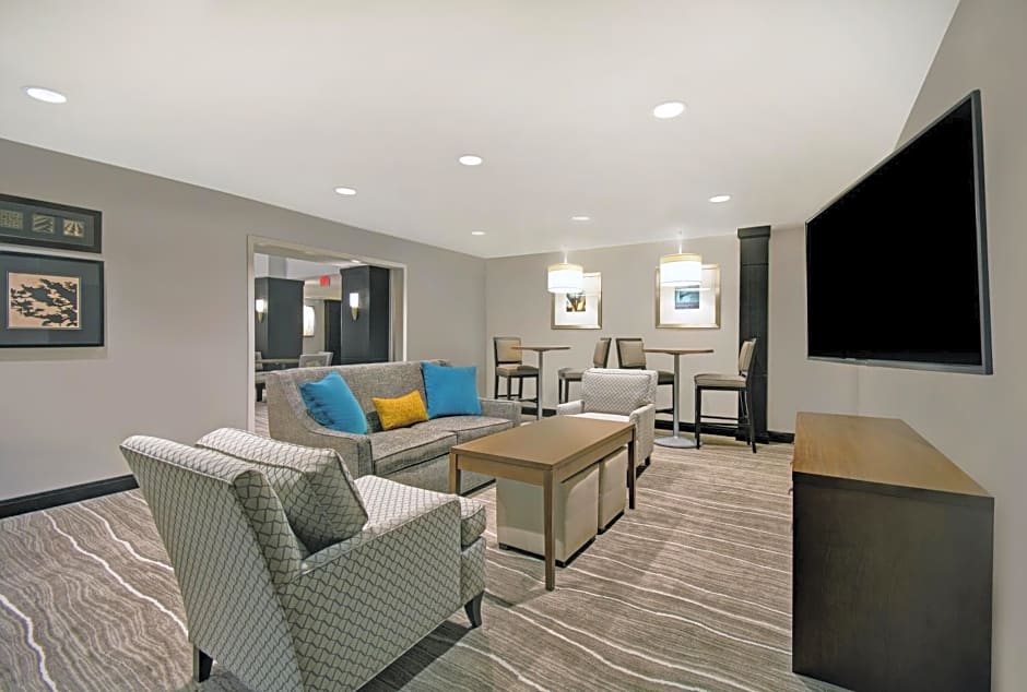 Staybridge Suites - Sterling Heights -Detroit Area