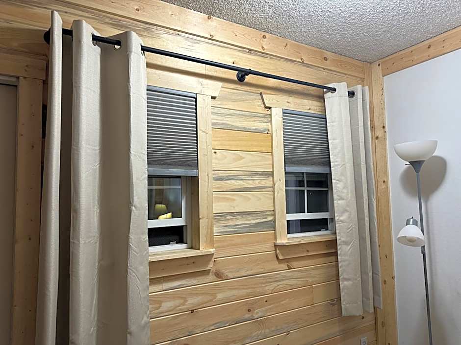 Kootenai Valley Motel