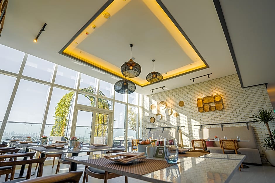 Movenpick Jumeirah Village Triangle