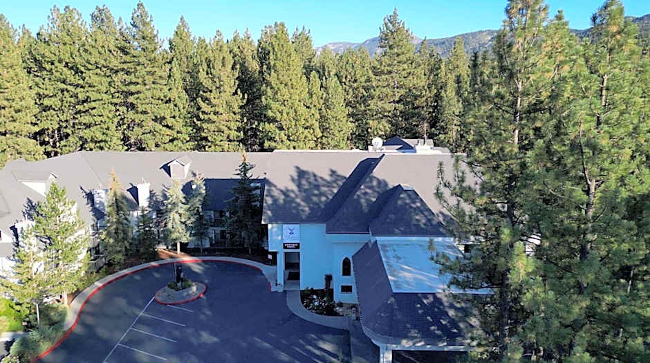 Chateau Big Bear Boutique Hotel, BW Signature Collection