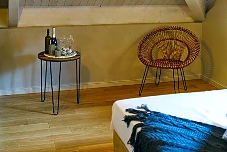 Quadruple Room with Private Bathroom