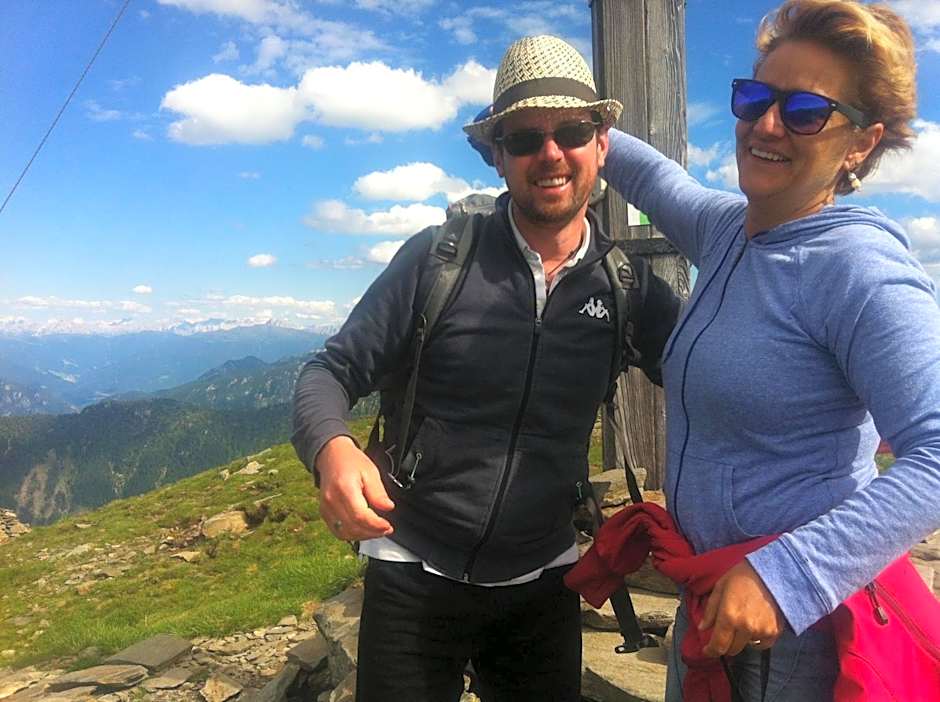 Historic Guesthouse BIRCHER B&B Apartments near Sterzing