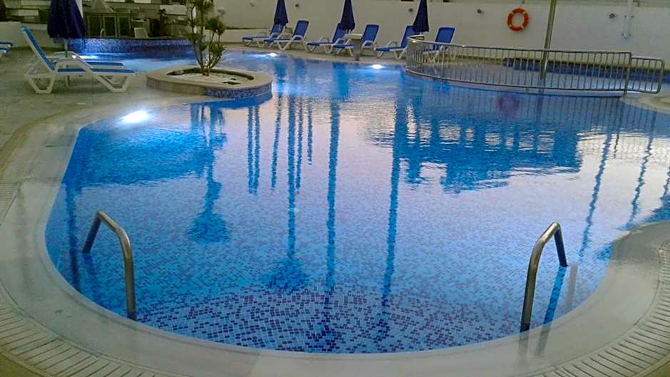 Captain Pier Hotel