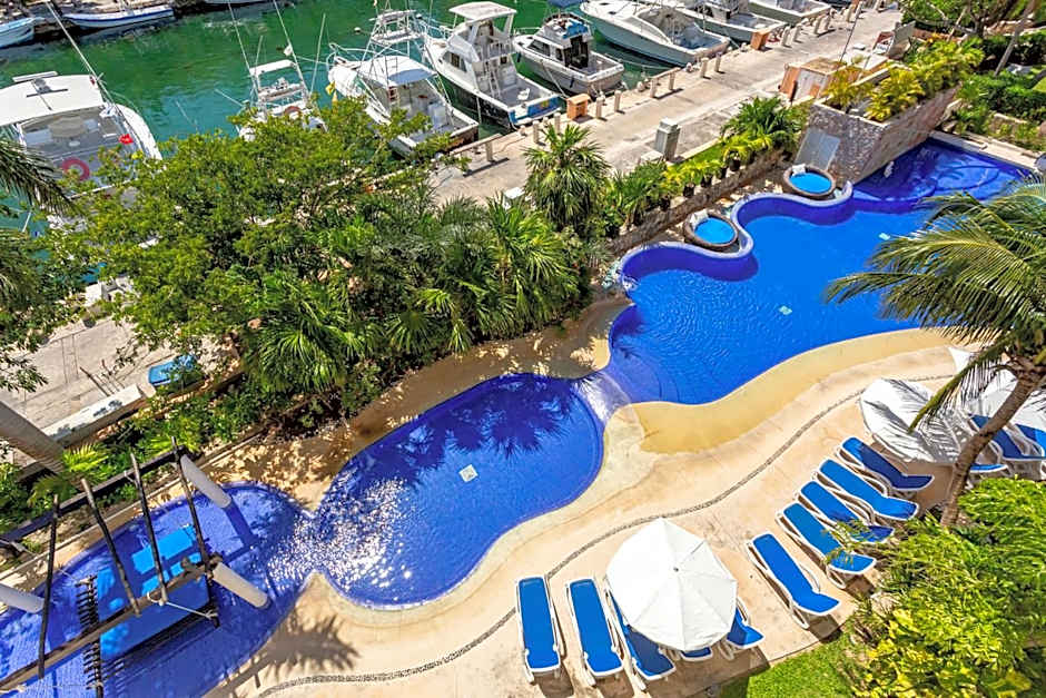 Aventuras Club Marina