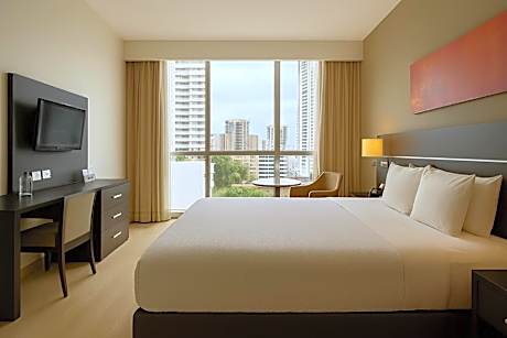 King Room - Mobility Access/Non-Smoking