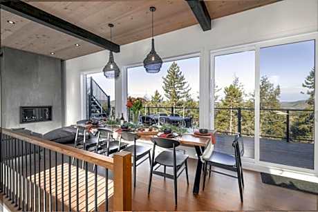 Chalet XO Tremblant - 5BRs, Private Baths, Spa, Sauna & Rooftop