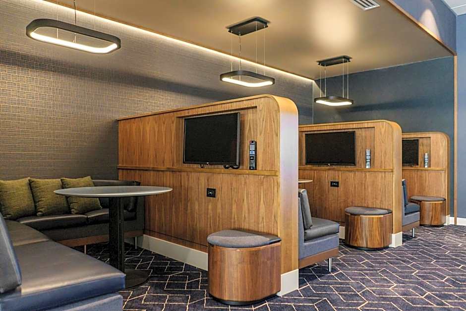 Courtyard by Marriott Indianapolis Fishers