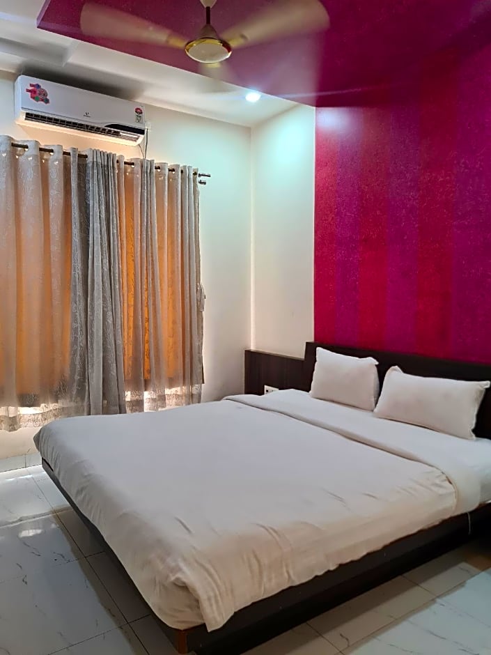 HOTEL SWAMIRAJ EXECUTIVE