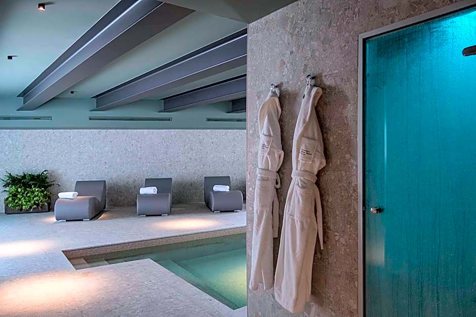 Columbus Urban Resort