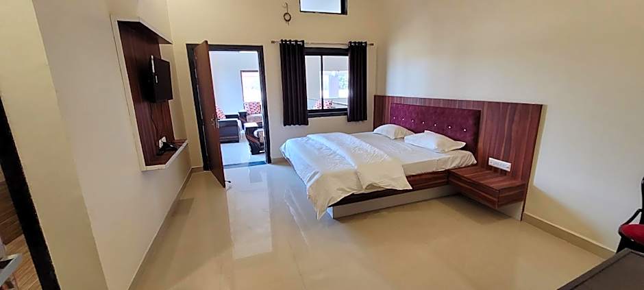 Shri Kailash Mansarovar Hotel and Marriage Garden