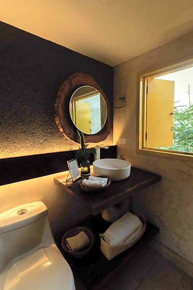 CASA CHAKÁ BOUTIQUE