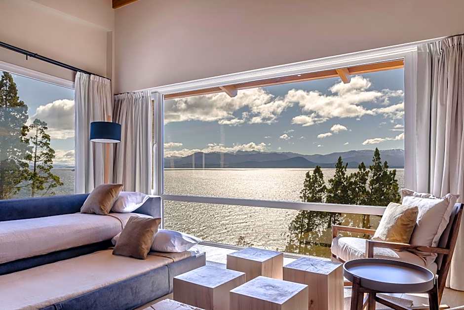 Aguila Mora Suites & Spa