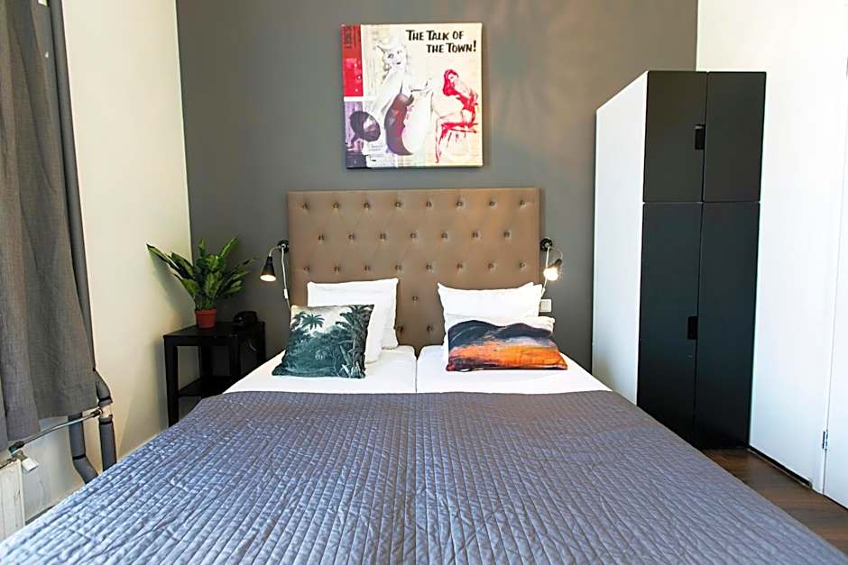 Quentin England Hotel