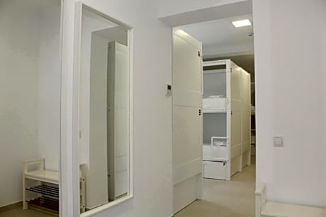 Bed in 12-Bed Mixed Dormitory Room