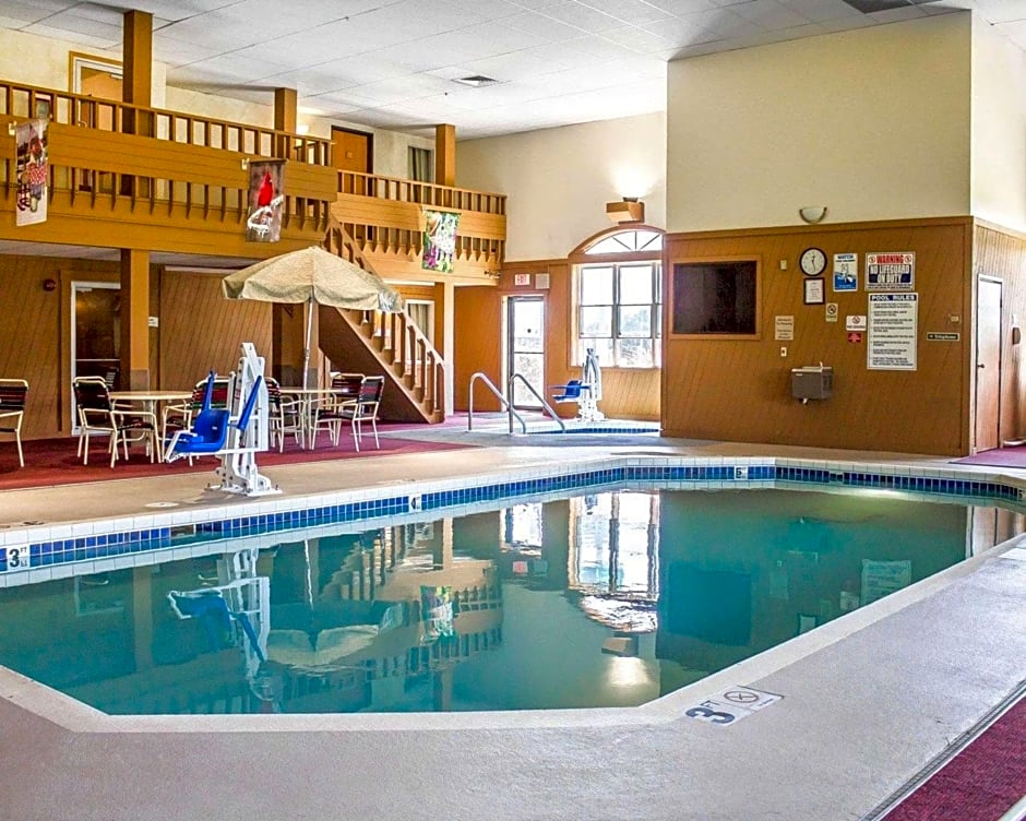 Quality Inn Mauston I-90