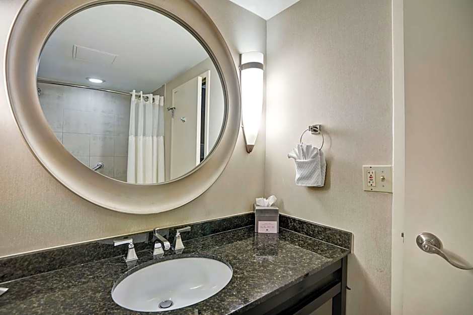 DoubleTree By Hilton Hotel Wilmington Downtown